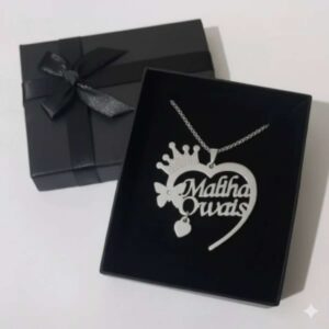 Customize Queen Locket